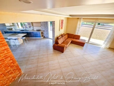 Belle villa avec jardin arboré et prestations soignées