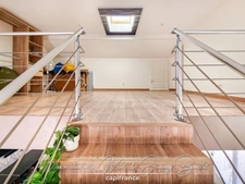 Grande maison familiale avec logement indépendant, garages et dépendances
