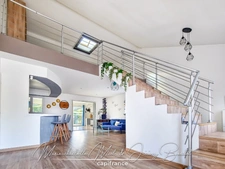 Grande maison familiale avec logement indépendant, garages et dépendances