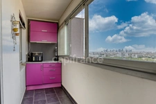 EXCLUSIVE TO GENNEVILLIERS (92) – 5 ROOMS 113.68 M² – 17TH AND TOP FLOOR – PANORAMIC VIEW – 2 LOGGIAS A VIEW THAT CHANGES EVERYTHING.