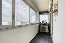 EXCLUSIVE TO GENNEVILLIERS (92) – 5 ROOMS 113.68 M² – 17TH AND TOP FLOOR – PANORAMIC VIEW – 2 LOGGIAS A VIEW THAT CHANGES EVERYTHING.