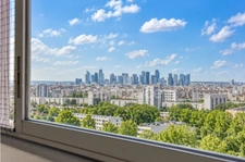 APARTMENT GENNEVILLIERS (92) – 5 ROOMS 113.68 M² – 17TH AND TOP FLOOR – PANORAMIC VIEW – 2 LOGGIAS A VIEW THAT CHANGES EVERYTHING.