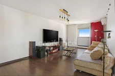 EXCLUSIVE TO GENNEVILLIERS (92) – 5 ROOMS 113.68 M² – 17TH AND TOP FLOOR – PANORAMIC VIEW – 2 LOGGIAS A VIEW THAT CHANGES EVERYTHING.