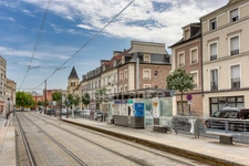EXCLUSIVE TO GENNEVILLIERS (92) – 5 ROOMS 113.68 M² – 17TH AND TOP FLOOR – PANORAMIC VIEW – 2 LOGGIAS A VIEW THAT CHANGES EVERYTHING.