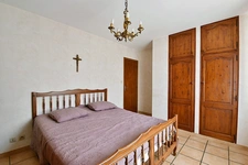 LESPINASSE – MAISON DE PLAIN-PIED 107 M² – 3 CHAMBRES – TERRAIN 740 M² – GRAND GARAGE