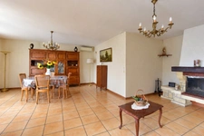 LESPINASSE – MAISON DE PLAIN-PIED 107 M² – 3 CHAMBRES – TERRAIN 740 M² – GRAND GARAGE