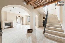 Bien rare à Aix-en-Provence – Mas 277 m² avec piscine sur 7 880 m² de terrain