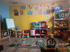 Maison 8 pces, 150 m², granges et jardin
