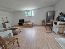  MAGNAC-BOURG – UN ENSEMBLE IMMOBILIER UNIQUE COMPOSÉ DE DEUX MAISONS
