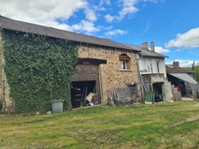 Maison 8 pces, 150 m², granges et jardin