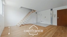 Bagnolet-Limite Montreuil-A vendre triplex totalement rénové-3 pièces-3ème et dernier étage-avec ascenseur-Luminosité