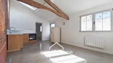 Bas de Montreuil-Limite Vincennes-8 mn RER A et L1 et L9-A vendre appartement loft esprit maison-Entièrement rénové