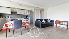 Chennevières-sur-Marne-A vendre appartement 3 pièces traversant-2 chambres- 2 balcons-2ème étage-ascenseur-Parking