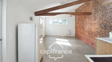 Bas de Montreuil-Limite Vincennes-8 mn RER A et L1et L9-A vendre appartement loft esprit maison-Entièrement rénové