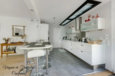 Sucy-en-Brie, Exceptional house, 800m² plot, 259m² of living space, 4 bedrooms, 3 terraces, garden, garage, basement