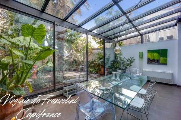 Ivry-sur-Seine-A vendre maison 7 pièces- 4 chambres -véranda, jardin, garage, cave- 3 mn à pied métro Ligne 7-au Calme