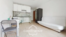 Bagnolet-A vendre studio 17,91 m2 avec terrasse 9 m2-Fort potentiel-avec ascenseur-5mn à pied métro L3-12 mn L9