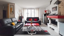 Le Plessis-Trévise-Maison 240 m2 au sol-Parcelle720m2-7 pièces-6 chambres-Luminosité-jardin-terrasse-garage-buanderie