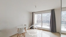 Bagnolet-A vendre studio 18,14 m2 avec terrasse 7 m2-Lumineux-bon état-5mn à pied métro L3 - Proche Montreuil