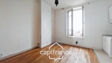 Maisons-Alfort-A VENDRE 2 PIECES 28,17m2 AVEC COMBLES-Lumineux-Traversant-Proche transports, Commerces, marché