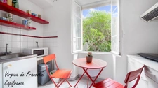 Quartier Mairie - A 3 mn à pied métro Mairie de Montreuil (L9)-A vendre Appartement T1-Traversant -Bien agencé- Calme