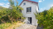 Champigny-sur-Marne-A vendre maison individuelle 4p -3 chambres-Jardin-Garage-Parcelle 328m2-Calme-Luminosité