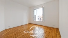 Bas de Montreuil-Appartement 3p+combles-4ème et dernier étage-traversant-8mn à pied RER A Vincennes-métro L1 et L9 