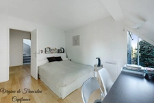 Sucy-en-Brie, Exceptional house, 800m² plot, 259m² of living space, 4 bedrooms, 3 terraces, garden, garage, basement