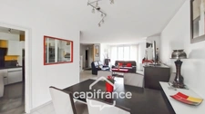 Le Plessis-Trévise-Maison 240 m2 au sol-Parcelle720m2-7 pièces-6 chambres-Luminosité-jardin-terrasse-garage-buanderie