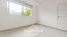 Bagnolet-Limite Montreuil-A vendre appartement triplex-3 pièces-Bon état-résidence 2014-5mn métro ligne 3-10mn ligne 9