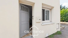 Montreuil-A vendre maison loft sur 2 niveaux + espace mezzanine-28m2 habitables-38 m2 au sol-Proche Mairie- Cave