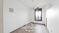 Quartier Chatrian/Centre-Gare-A vendre appartement 3 pièces-2chambres-balcon-parking en sous-sol-Lumineux-2mn RER