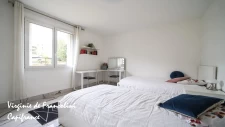 Vincennes - Sumptuous family apartment - 84m2 - 3 bedrooms - dual aspect - close to transport, shops, schools - cellar