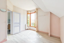 Vitry-sur-Seine-A vendre maison 5 pièces-jardin-terrasse-parcelle de 433m2-12mn à pied RER C et ligne 15-Parking