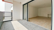 Romainville- A 9mn à pied du métro L5- A vendre appartement 4 p-balcon-parking-Exposition sud-Immeuble de 2024