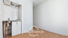 A vendre Montreuil-Studio 9,70 m2-2ème et dernier étage-5 mn à pied métro L9 Croix de Chavaux-12 mn RERA Vincennes