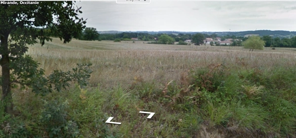 TERRAIN PLAT VIABILISÉ – 1 470 m² – MIRANDE