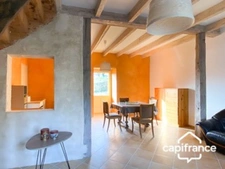 GRANDE MAISON FAMILIALE  10 pièces 256 m² habitables sur 2 niveaux avec GITE terrain 14500 m²