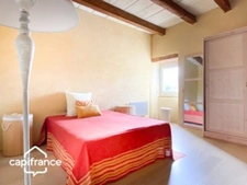 GRANDE MAISON FAMILIALE  10 pièces 256 m² habitables sur 2 niveaux avec GITE terrain 14500 m²