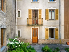 Maison à vendre 7 pièces LES ECHELLES (73)