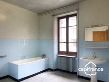 Maison à vendre 7 pièces LES ECHELLES (73)
