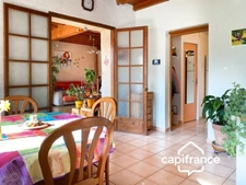 Maison  5 pièces, 115 m2 ,3 ch, dépendance,sur terrain 600 m2  AIX LES BAINS (73) 