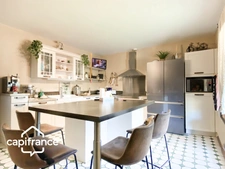 Maison à vendre 8 pièces LE BOUCHAGE (38)