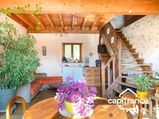 Maison  5 pièces, 115 m2 ,3 ch, dépendance,sur terrain 600 m2  AIX LES BAINS (73) 