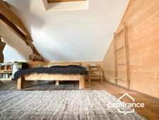 A VENDRE  SAINT GEOIRE EN VALDAINE (38) Maison de village , 8 pièces , 4 ch,dépendances, terrain ,  rénovée