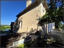 Maison à vendre 6 pièces, dépendances, piscine, terrain à SAINT PUY (32)