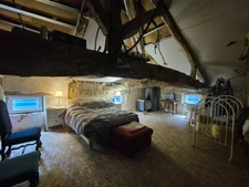 Maison de campagne avec dépendances et terrain borné de 1,35 hectares (32)