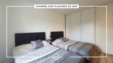 3-room apartment with a 30 m² covered terrace, 2 parking spaces and a garage - Quick access to the city center and train station