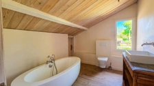 Basco-landaise rénovée, 5 chambres, un bureau, terrain 1 857 m² - piscinable