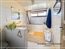 Architect-designed house with 4 bedrooms, heated pool, and jacuzzi in the Dax - Orthez area